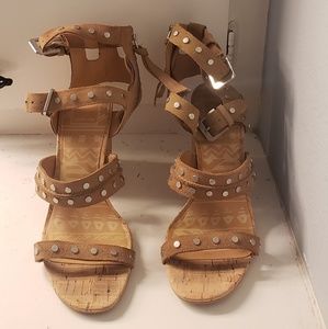 GUC Dolce Vita tan suede buckle sandals 8.5